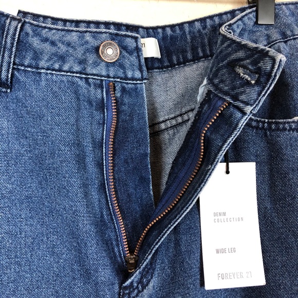 Forever 21 • Wide Leg Cargo Jeans - Picture 12 of 14